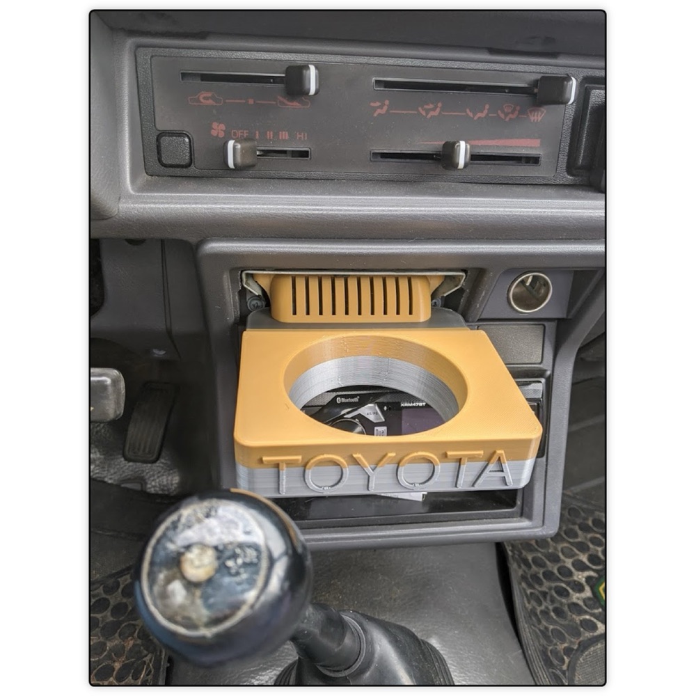 Toyota 80'ler Kamyonet Bardaklık görsel 2