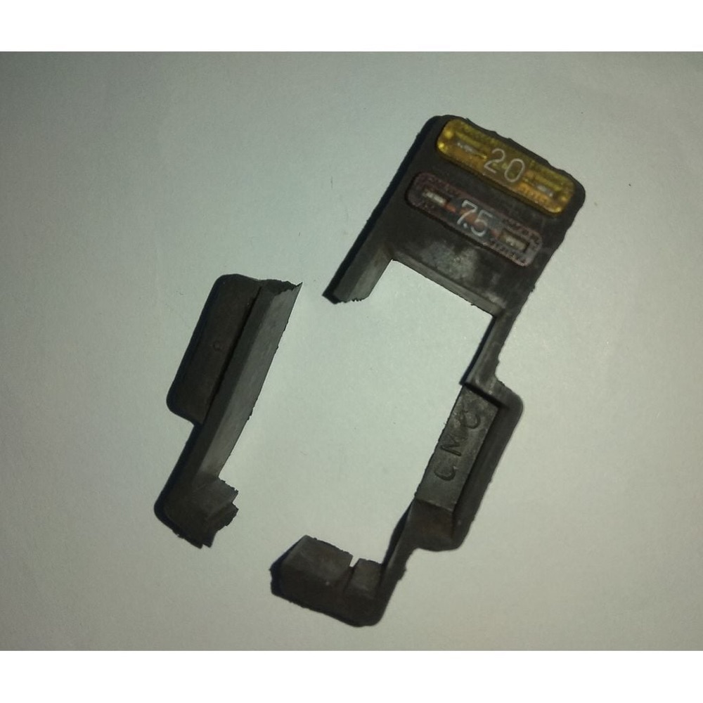 Yamaha YZF600R Sigorta Kutusu (Fuse Holder) görsel 3