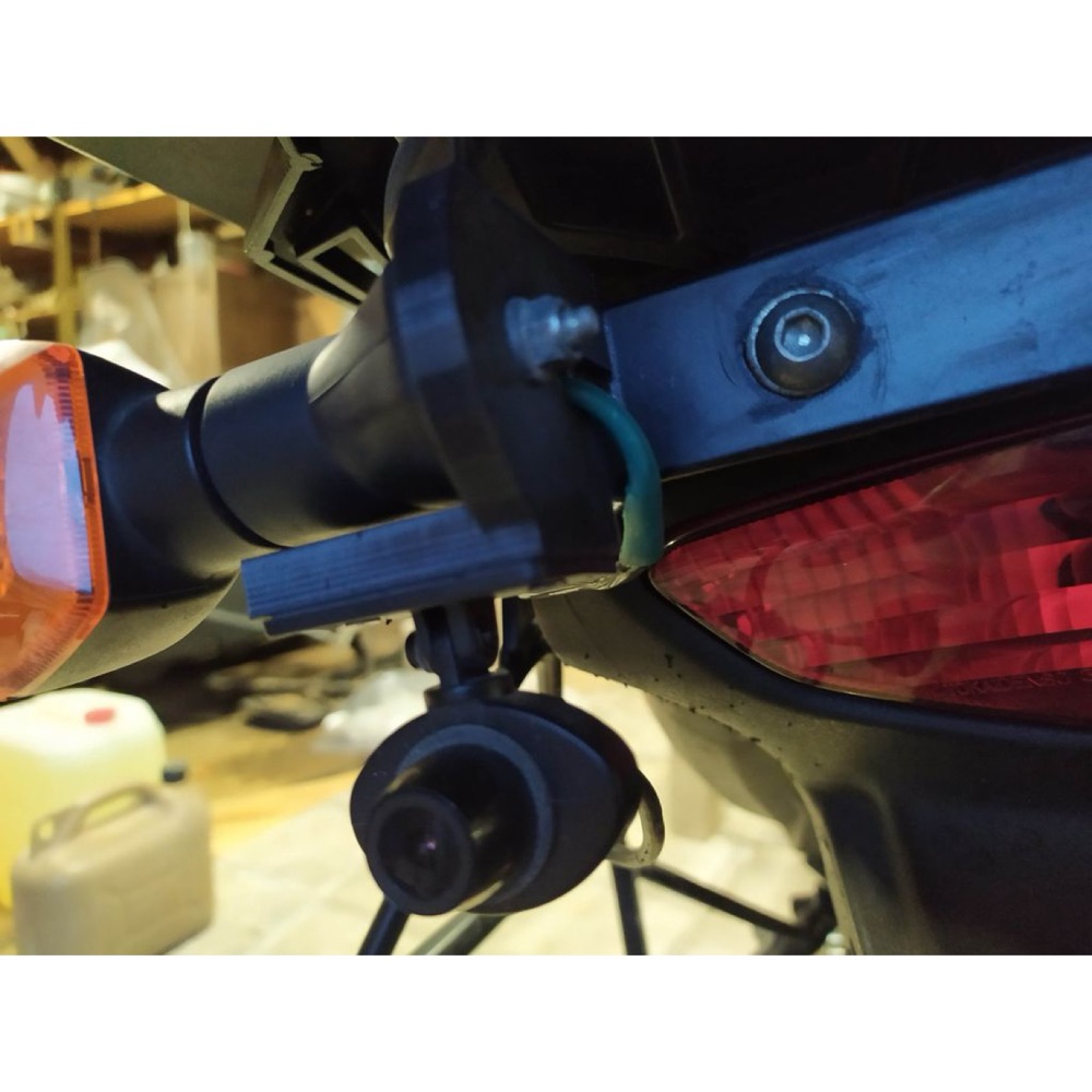 Suzuki DL650 Arka Kamera Tutucusu görsel 2