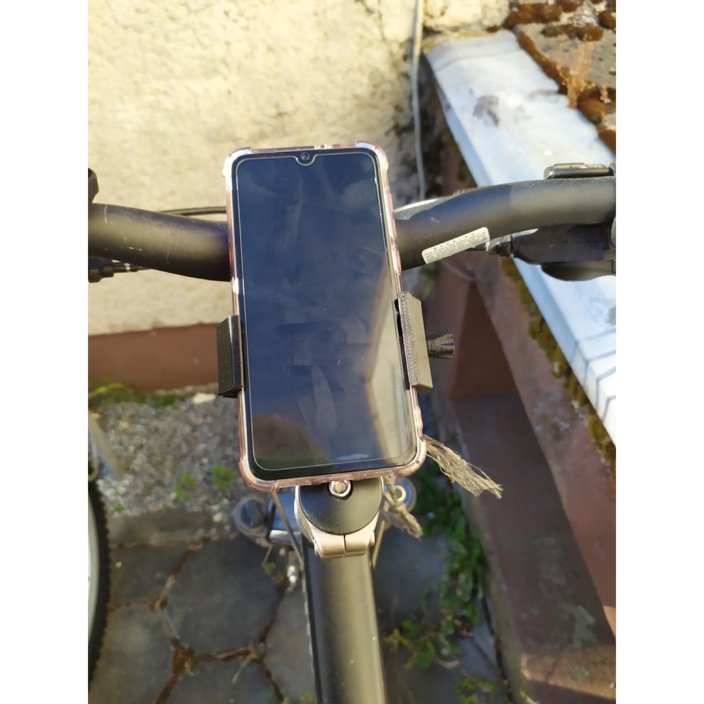 Bisiklet Telefon Tutucusu (Sağlam Yapı, Ayarlanabilir Kelepçe) görsel 4