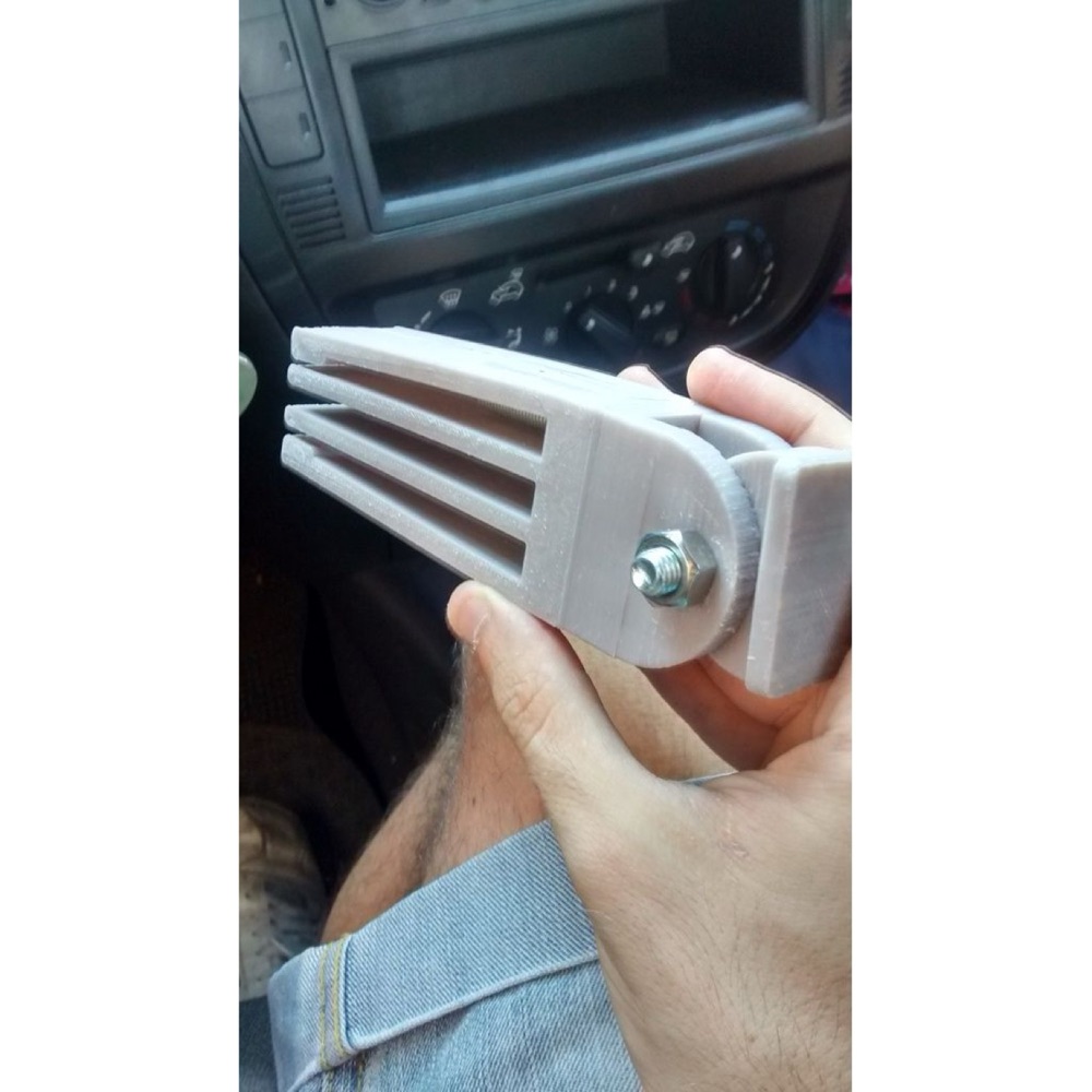 Citroën C3 Değiştirilebilir Telefon Tutucusu görsel 3