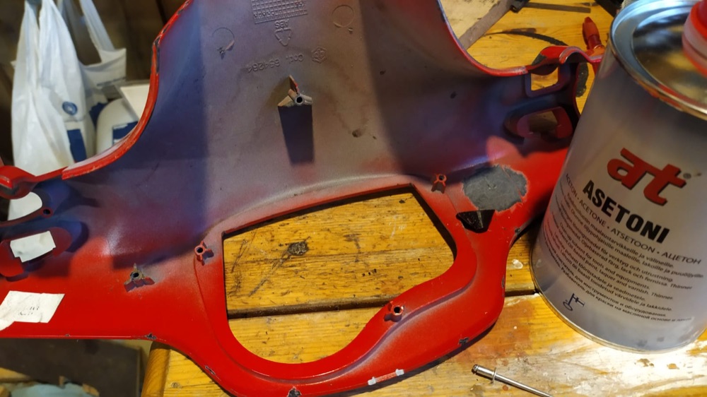 Vespa/Piaggio Ön Kapak Bağlantı Parçası görsel 3