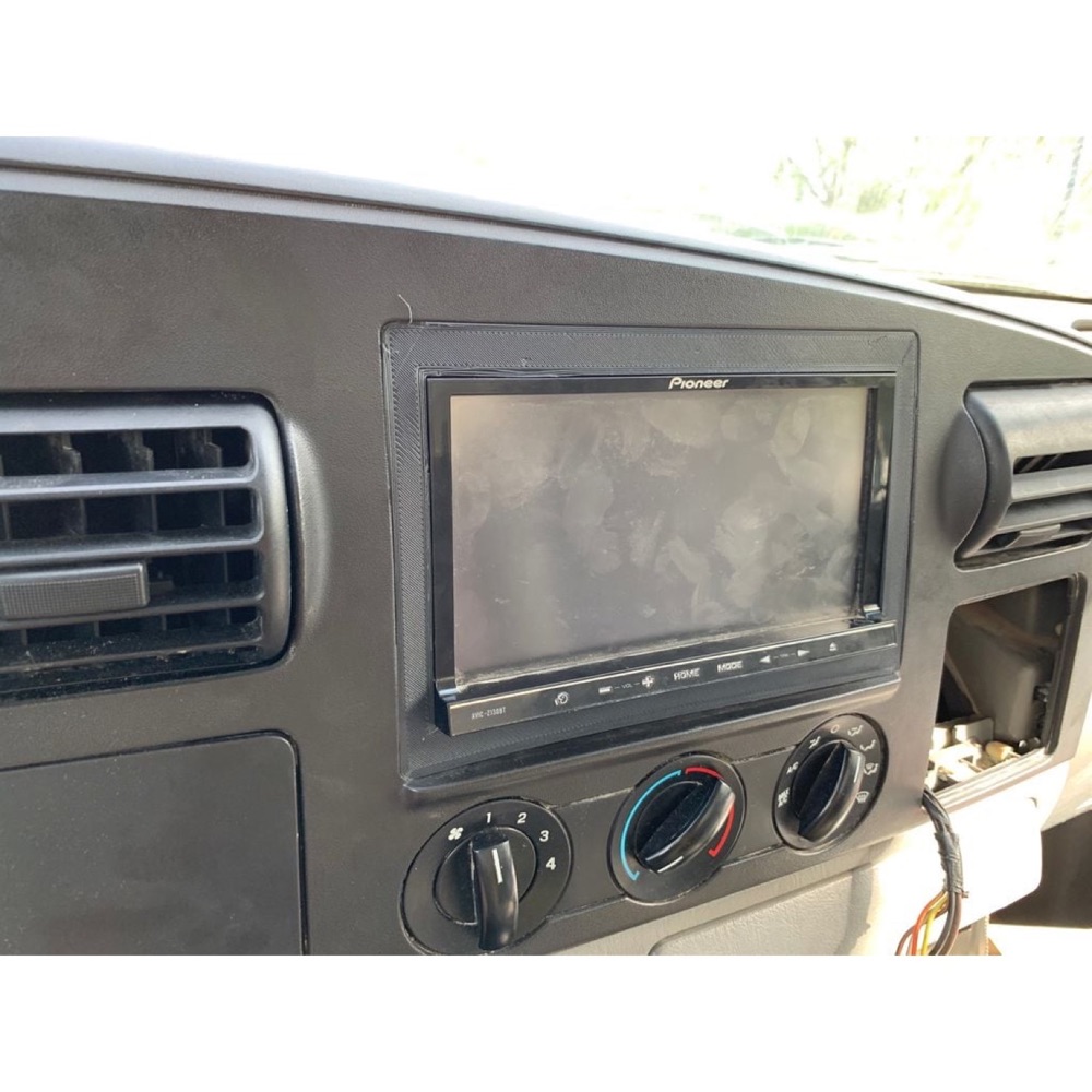 Ford Super Duty Double-DIN Radyo Çerçevesi görsel 3