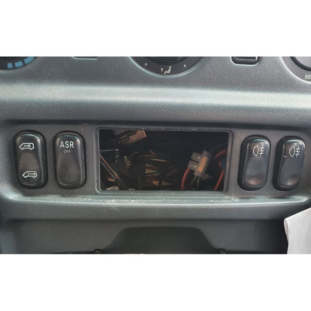 Konsol Örtüsü ve Kültepsi Kapak Seti (Mercedes Sprinter) görsel 2