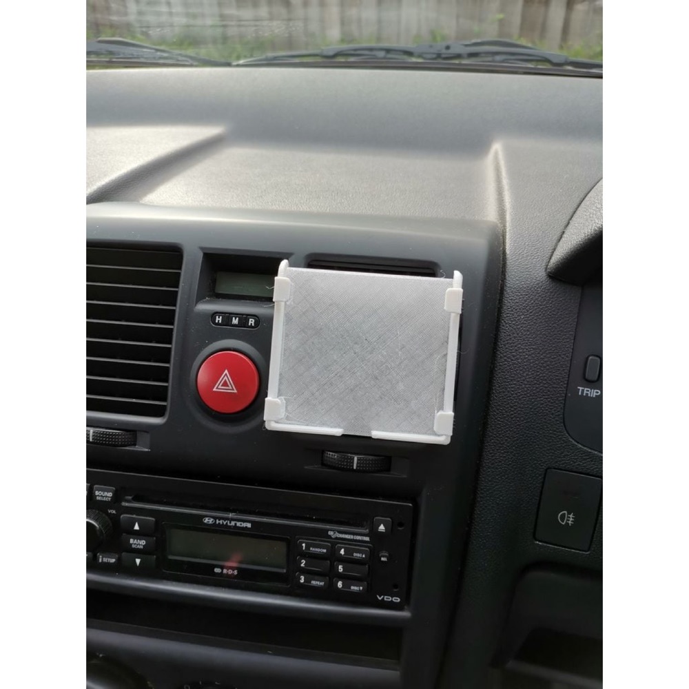 Hyundai Getz Telefon Tutucusu görsel 3