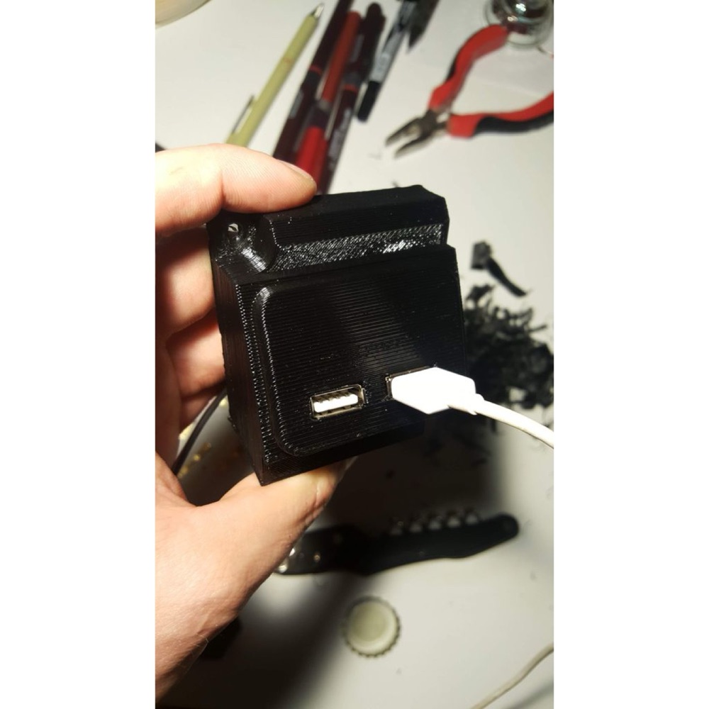 Honda CR-V 1997 saat yuvası USB şarj adaptörü görsel 4