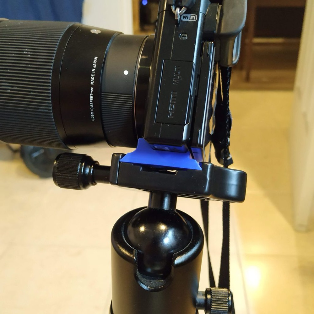 Sony A6000 Düşük Profilli Tripod Taban Plakası (38 mm Hızlı Bağlantı Kelepçeleri İçin) görsel 2