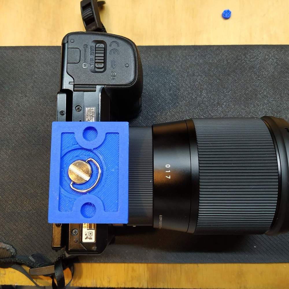 Sony A6000 Düşük Profilli Tripod Taban Plakası (38 mm Hızlı Bağlantı Kelepçeleri İçin) görsel 4