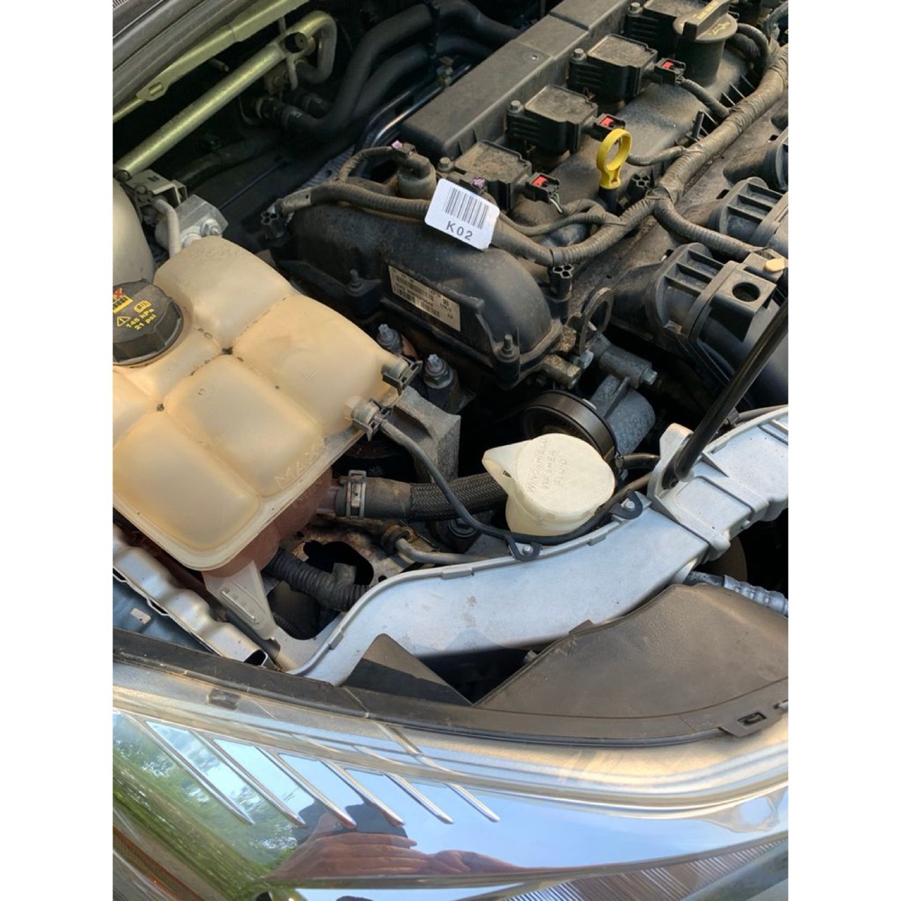 Ford Focus (2013) Cam Suyu Deposu Kapağı görsel 3