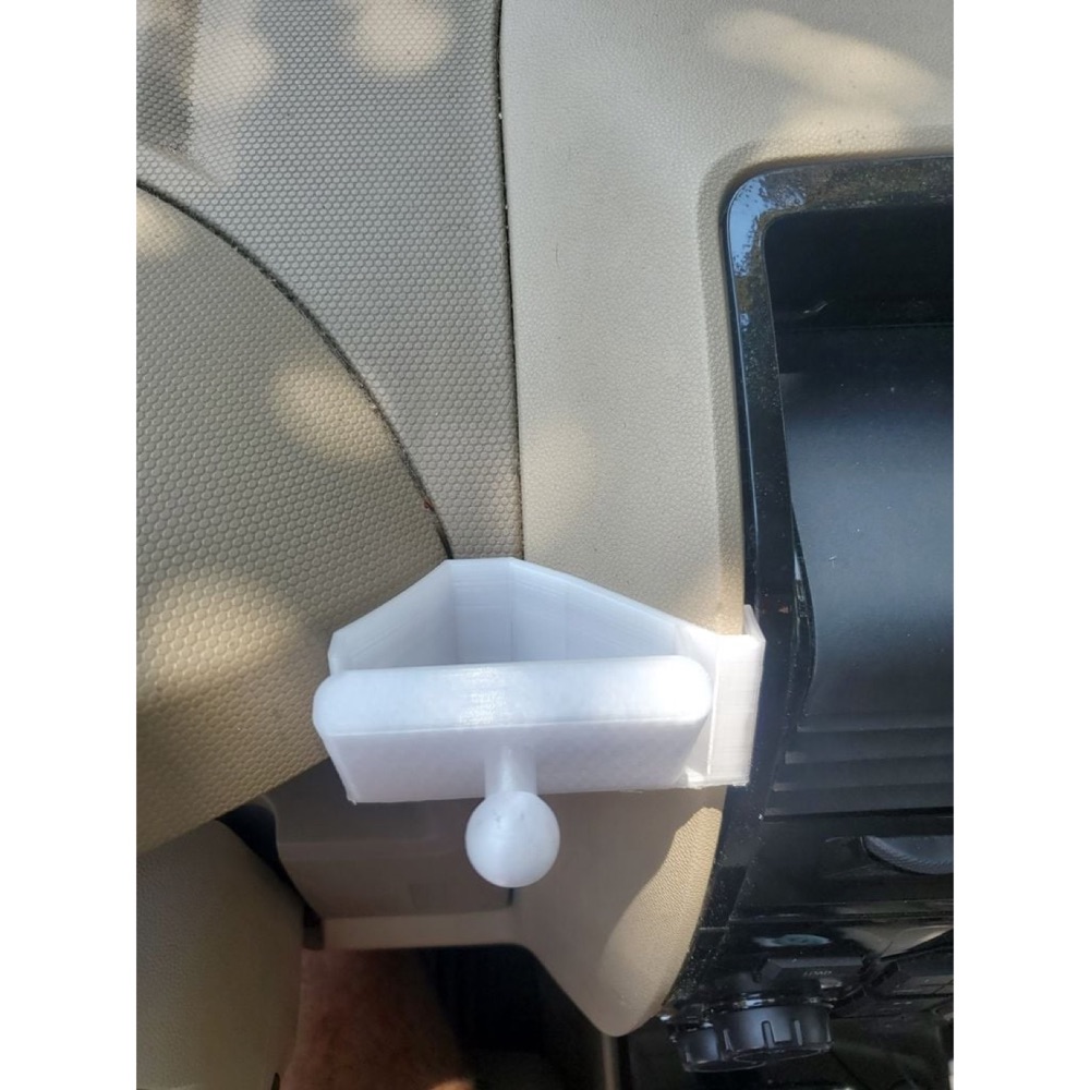 Ford Escape (2008-2012) Kablosuz Şarj Tutucusu görsel 3