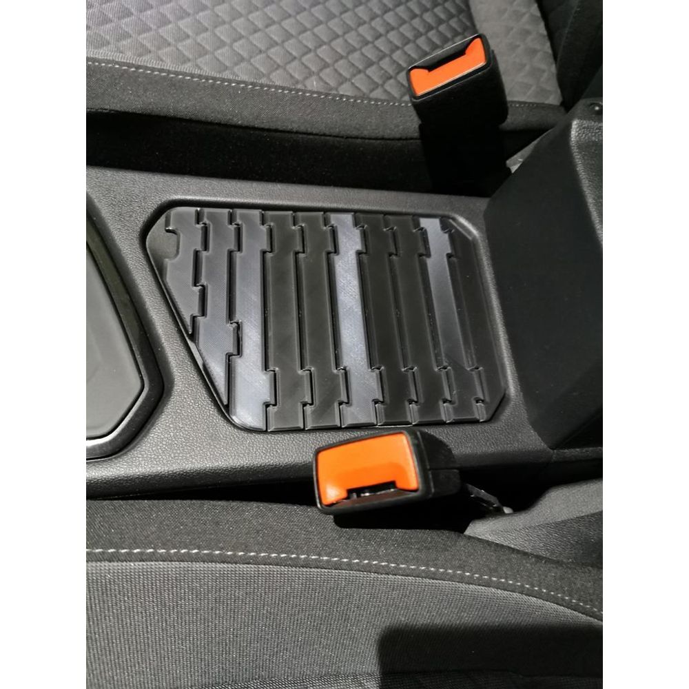Volkswagen Tiguan Bardaklık Kapağı
