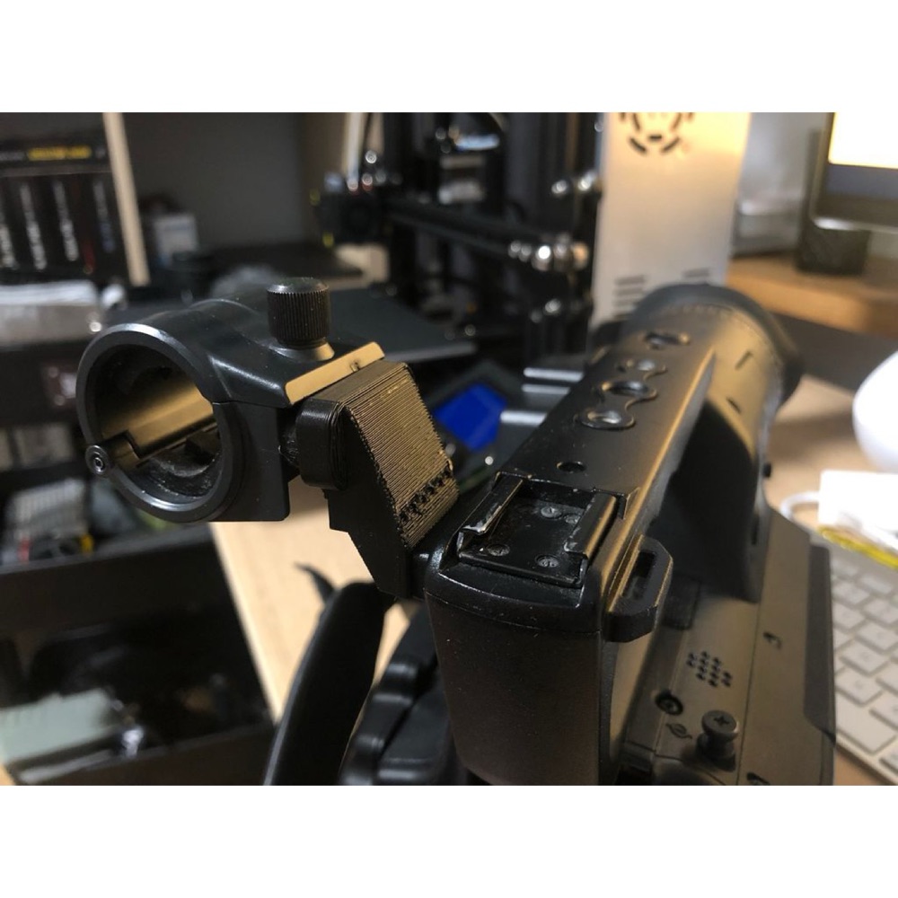 Panasonic AG-AF100/HMC-150 için Mikrofon Tutucu Uzatma Parçası görsel 3