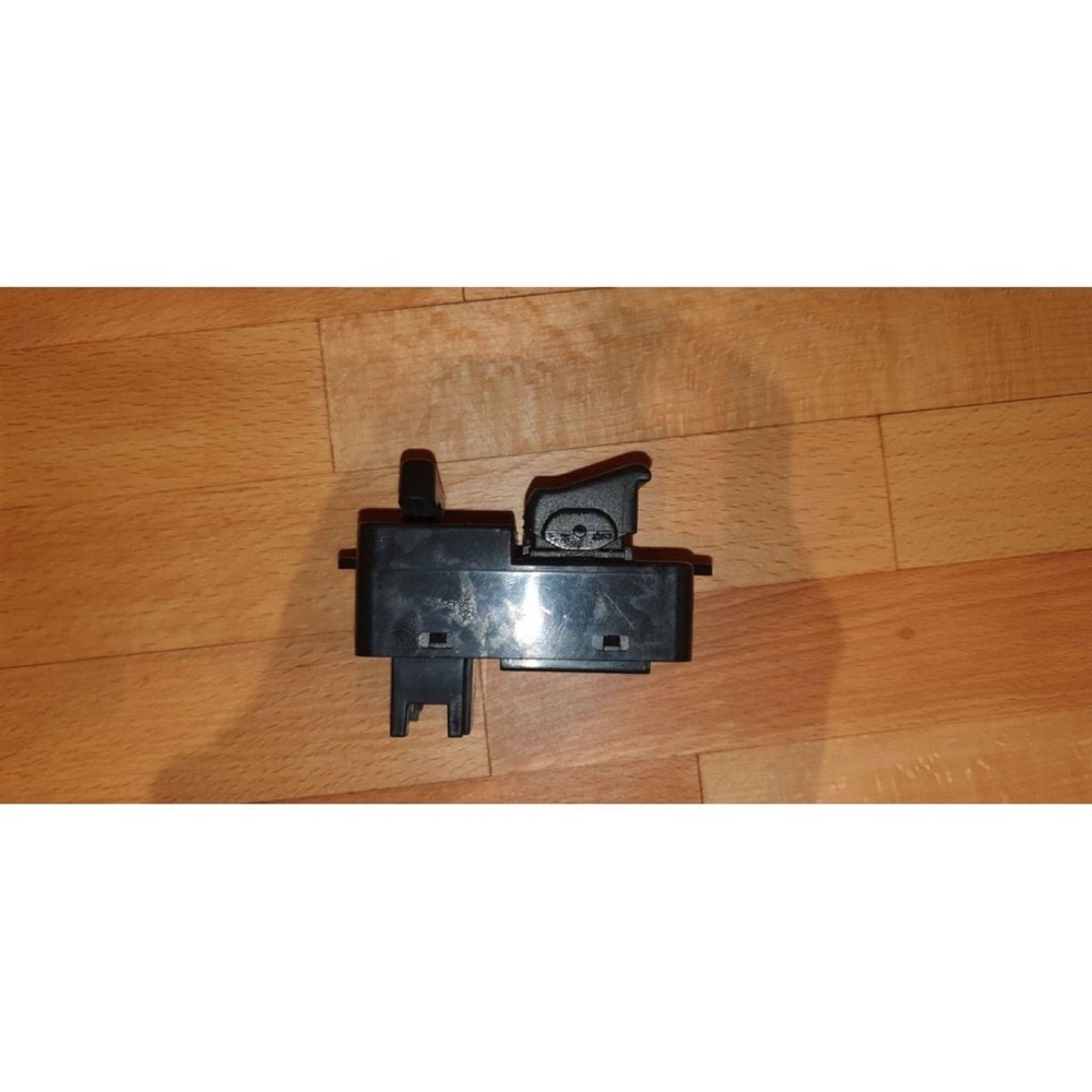 Mazda Bongo Cam Anahtarı görsel 3