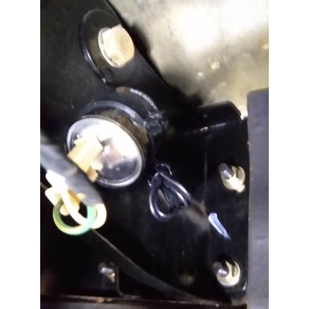 Datsun 240Z/260Z/280Z sinyal rölesi braketi