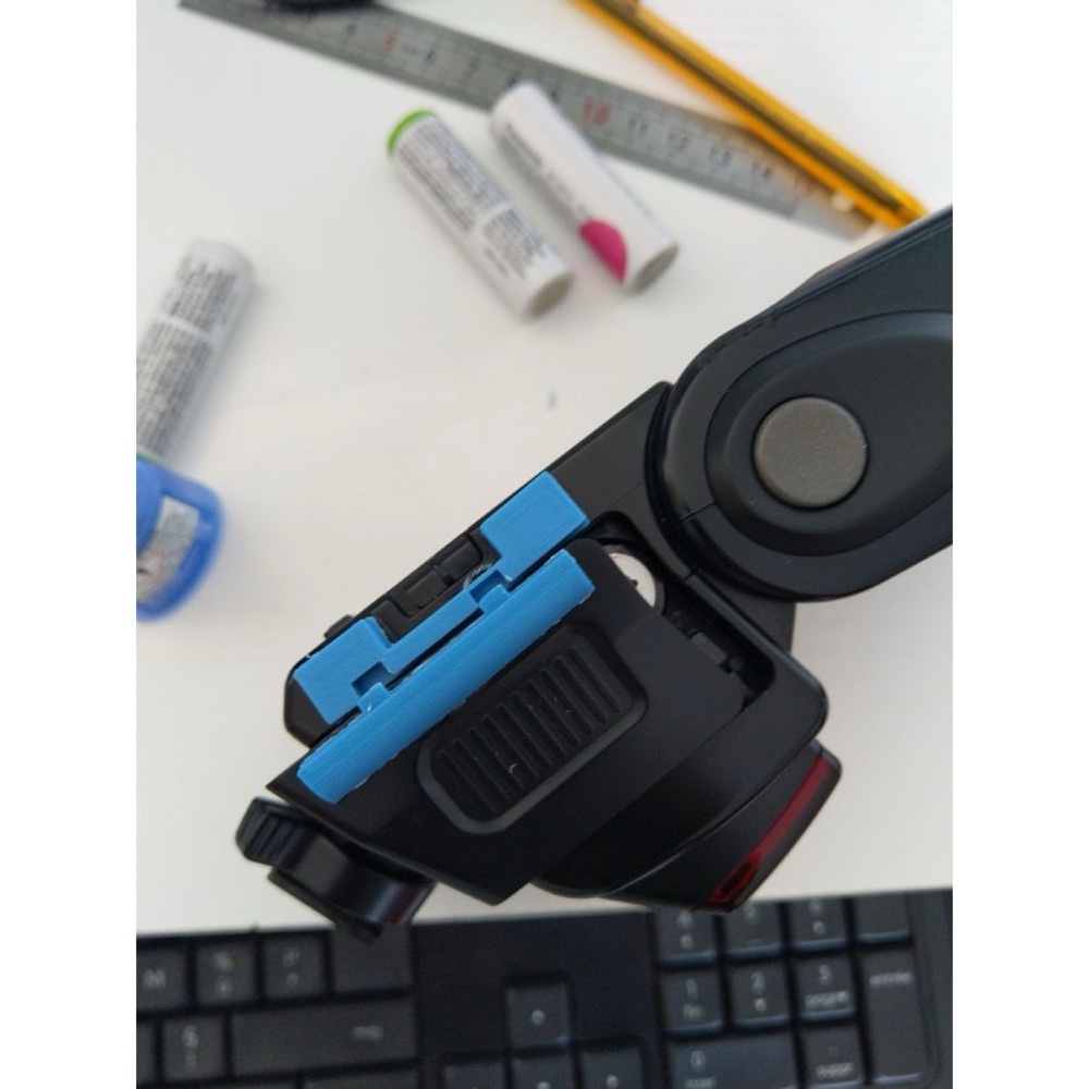 Pentax AF360FGZ Flaş Kapak Mandalı (Yedek, 2 Parça) görsel 2