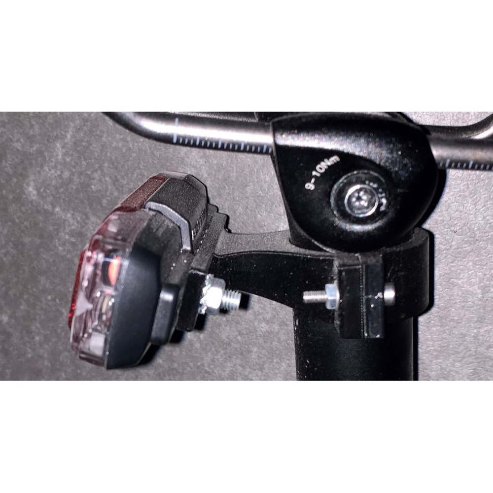 Bisiklet Arka Far Tutucusu (50 mm Kelepçe Aralığı)