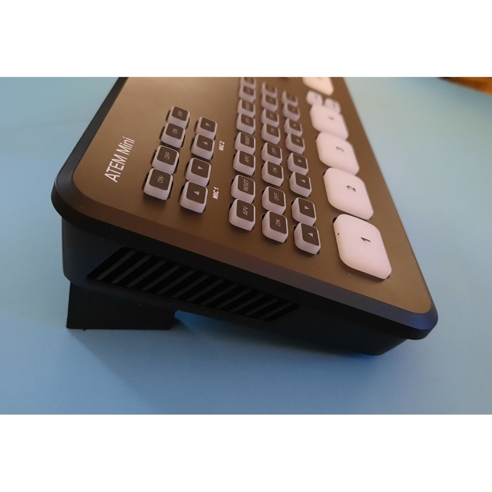 Blackmagic ATEM Mini Yükseltme Ayakları (Riser Feet) görsel 3