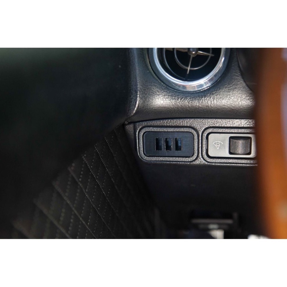 Mazda Miata NA Telsiz Montaj Tutucusu görsel 4