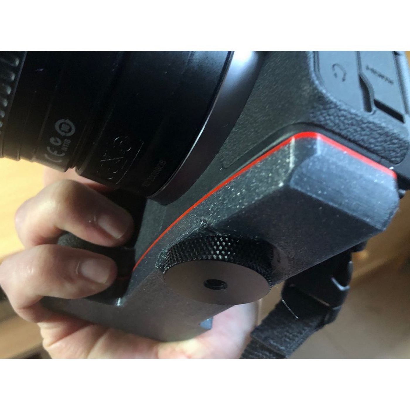 Canon EOS R için Tutuş Uzatma Kavraması görsel 3