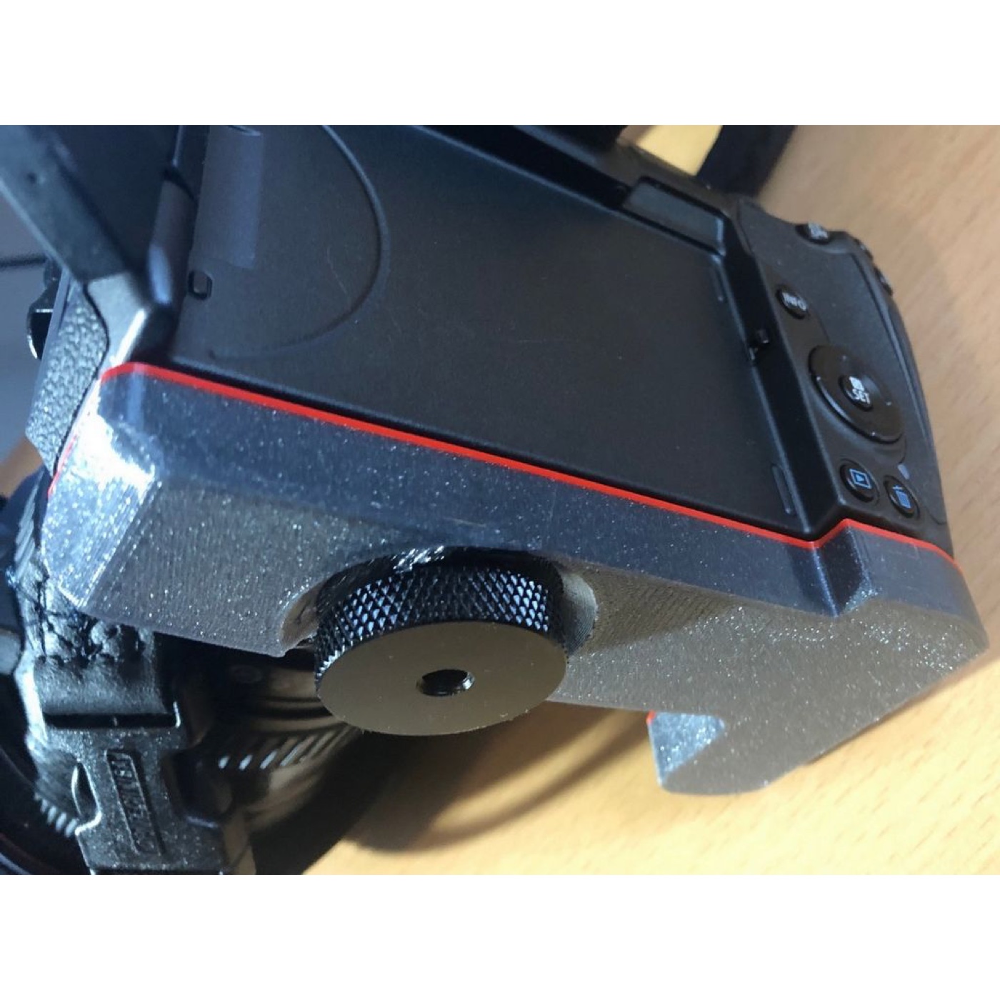 Canon EOS R için Tutuş Uzatma Kavraması görsel 4