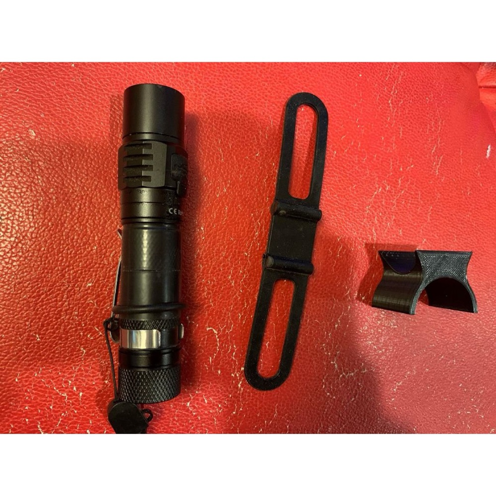 El Feneri Bisiklet Tutucusu (Silikon Kayışlı, 23 mm) görsel 2