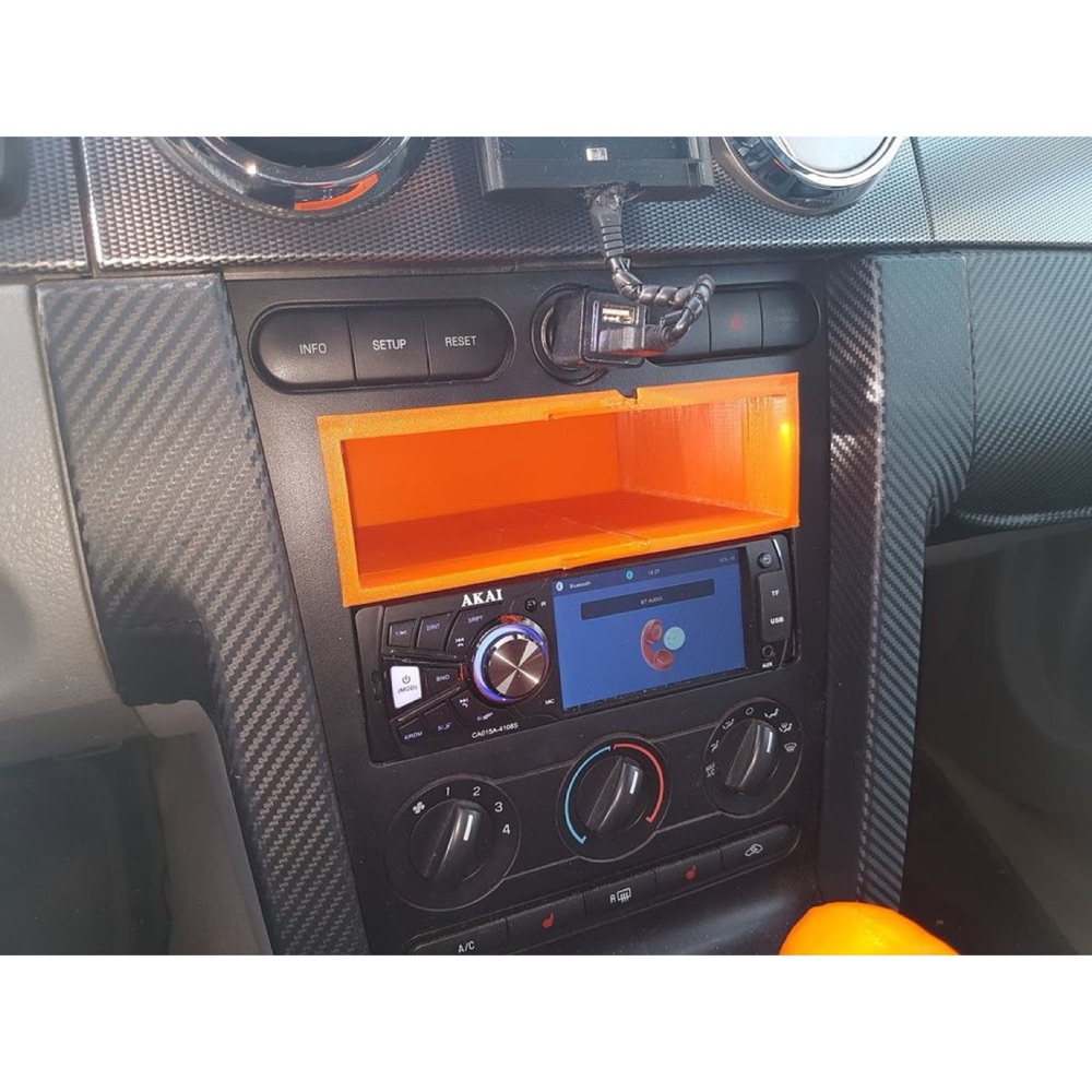 Ford Mustang (2005-2014) 2-DIN'den 1-DIN'e Radyo Adaptörü görsel 3