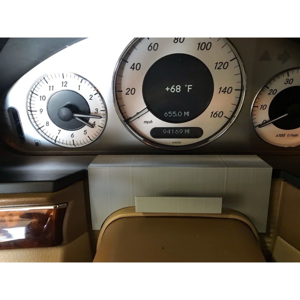 Mercedes 2009 E-350 iPhone 10 Tutucu görsel 3