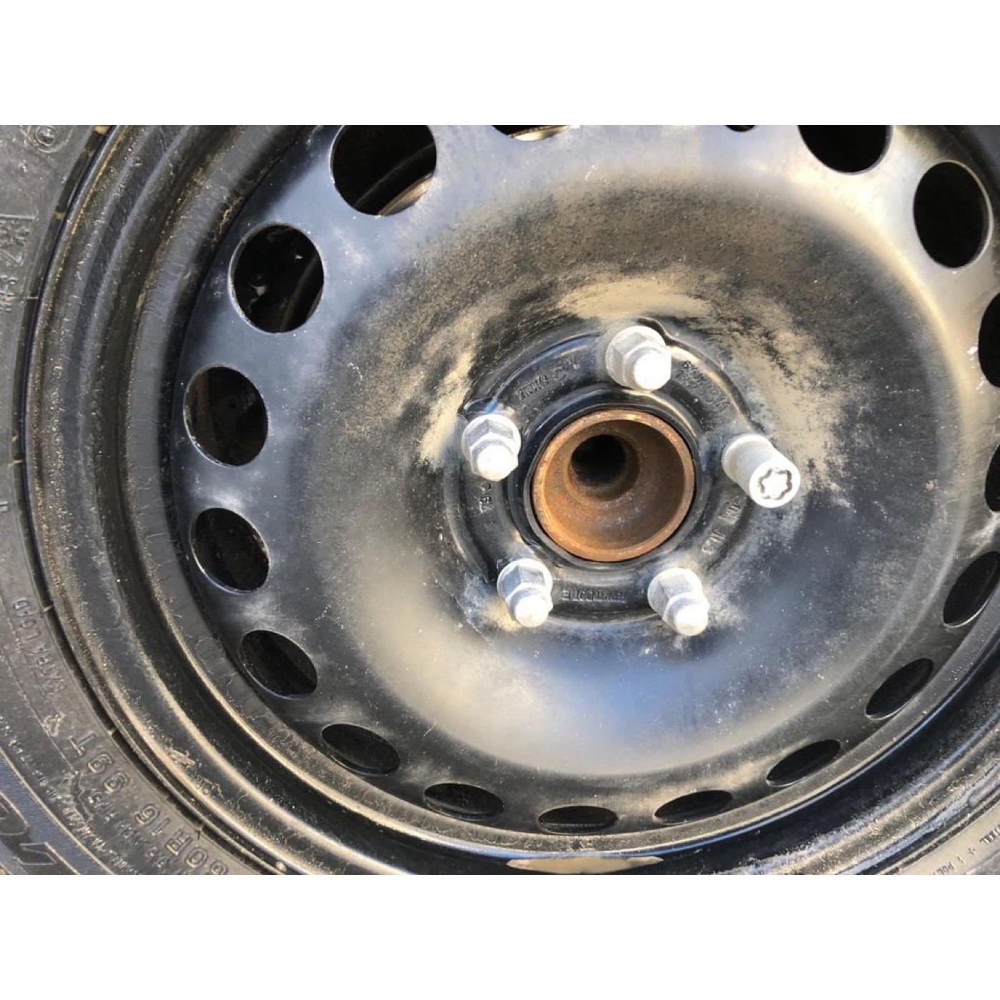 Chevrolet Volt Jant Göbeği Kapağı görsel 4