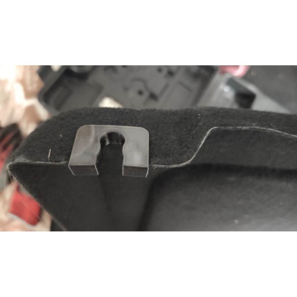 Ford Fiesta Mk7 Bagaj Kapağı Klipsi görsel 5