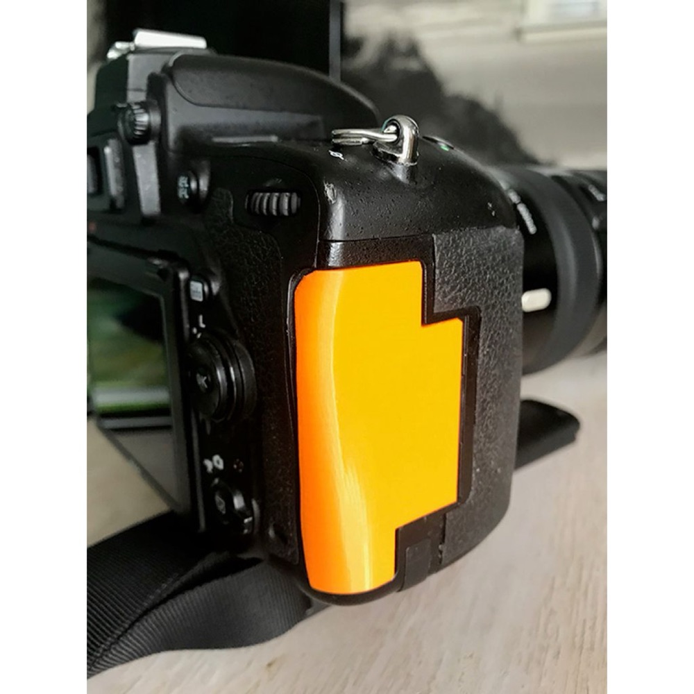 Nikon D750 Hafıza Kartı Kapağı (Yedek) görsel 2