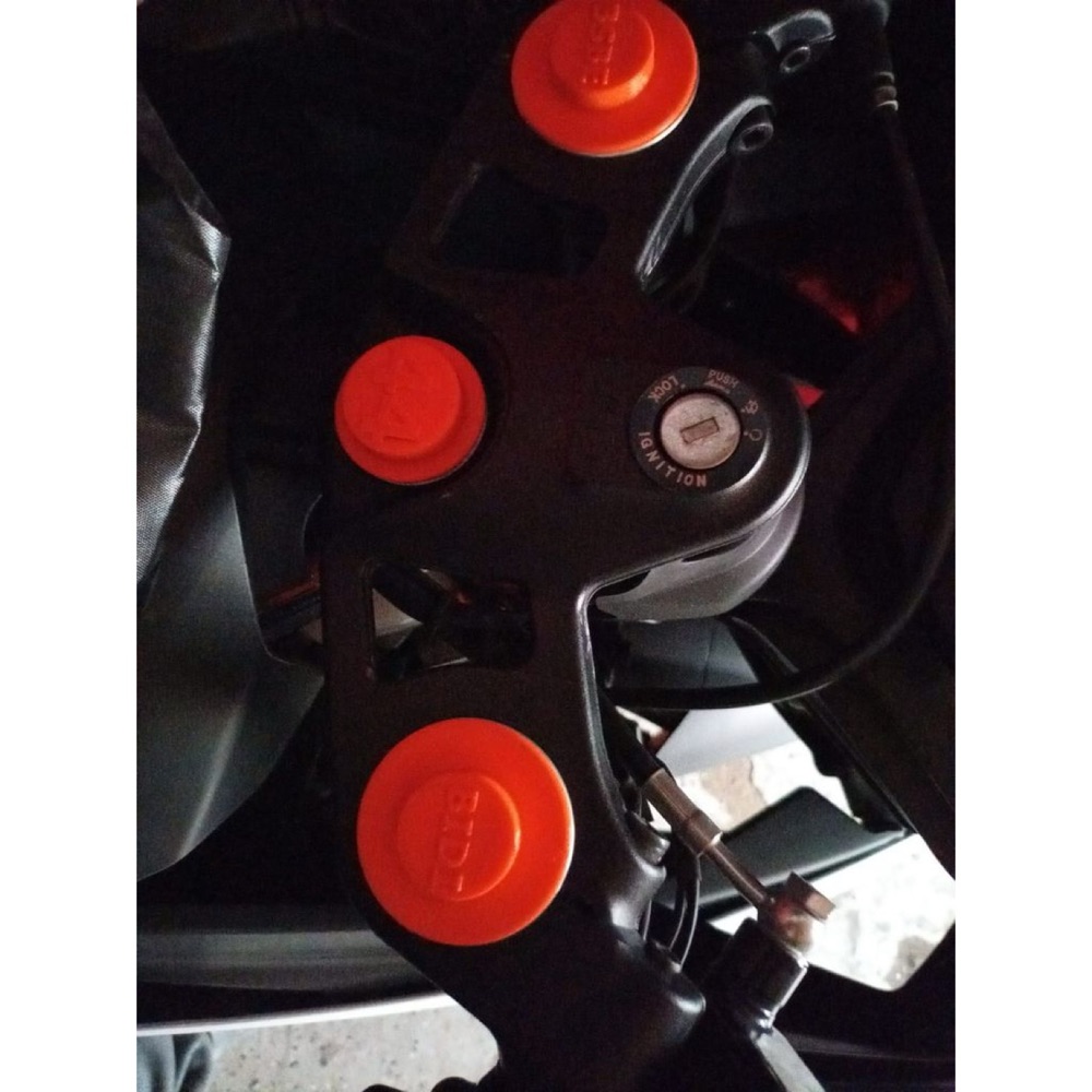 KTM RC390 Direksiyon Başlığı Kapağı