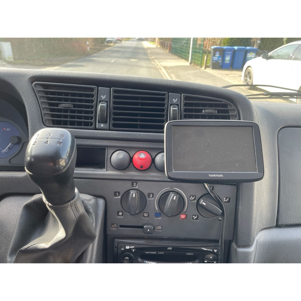 Fiat Karavan Kart Yuvası Navigasyon Tutucusu görsel 3