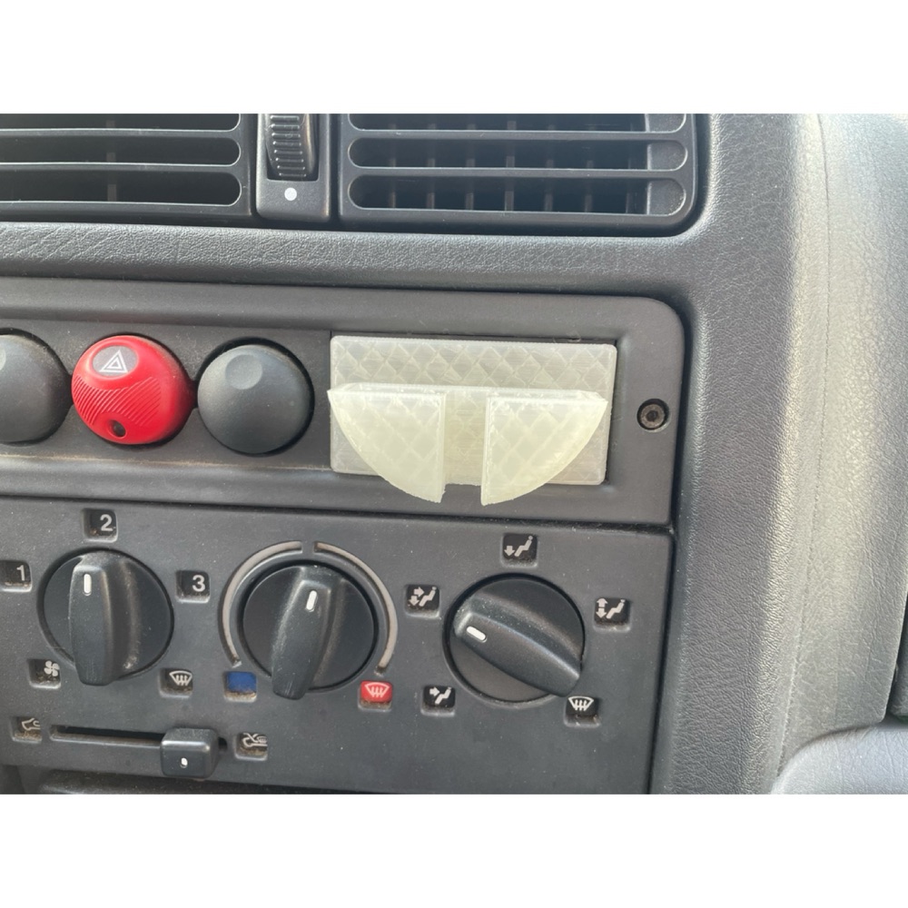 Fiat Karavan Kart Yuvası Navigasyon Tutucusu görsel 4
