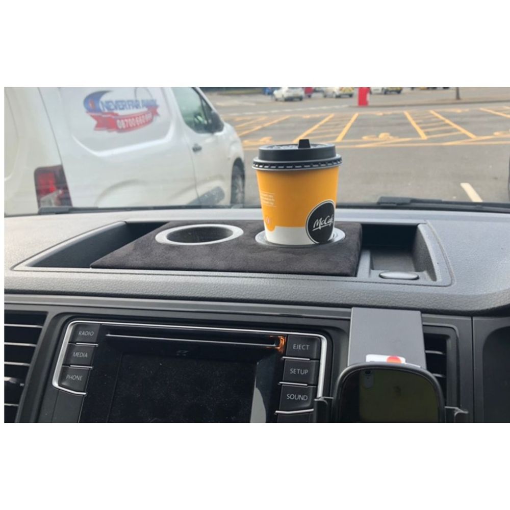 Volkswagen Transporter T6 Bardaklık