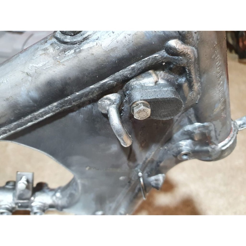 Honda XR400R Şasi ve Motor Tapa Seti görsel 3