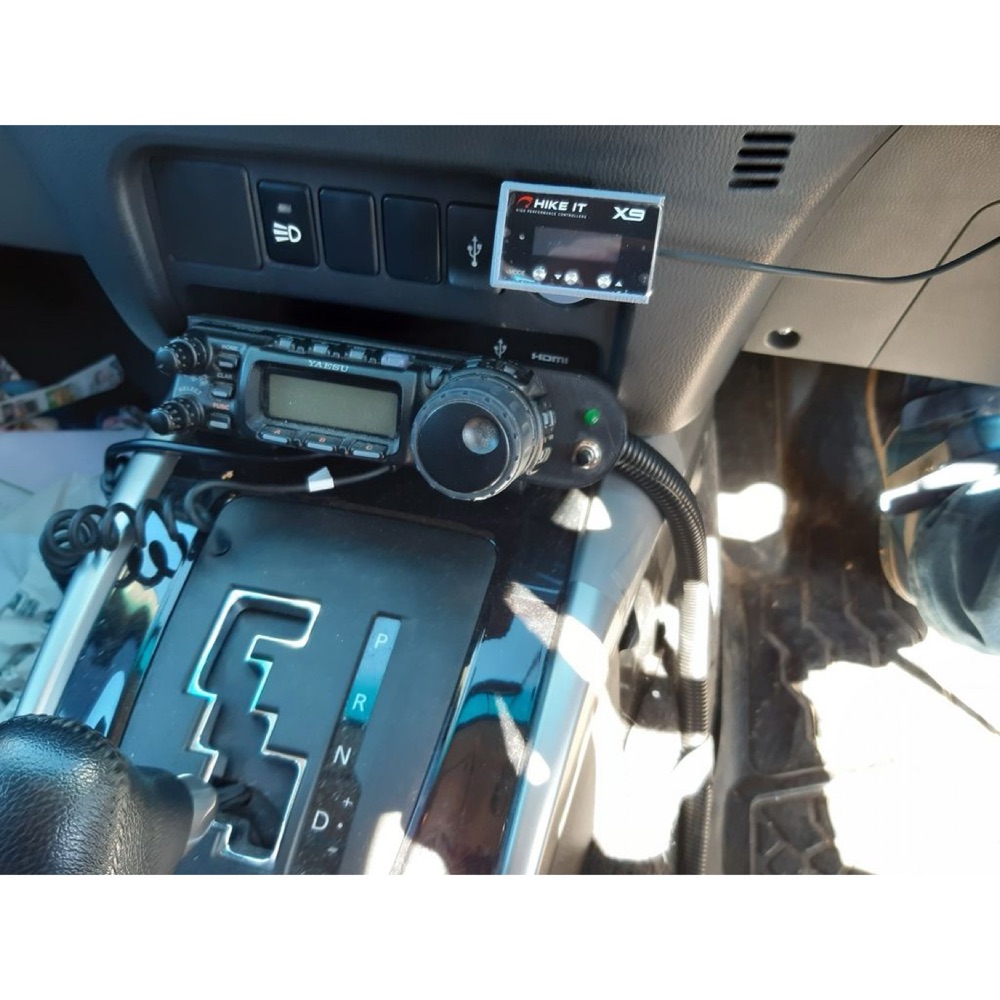 Mitsubishi Triton MQ Telsiz Konsol Braketi görsel 5