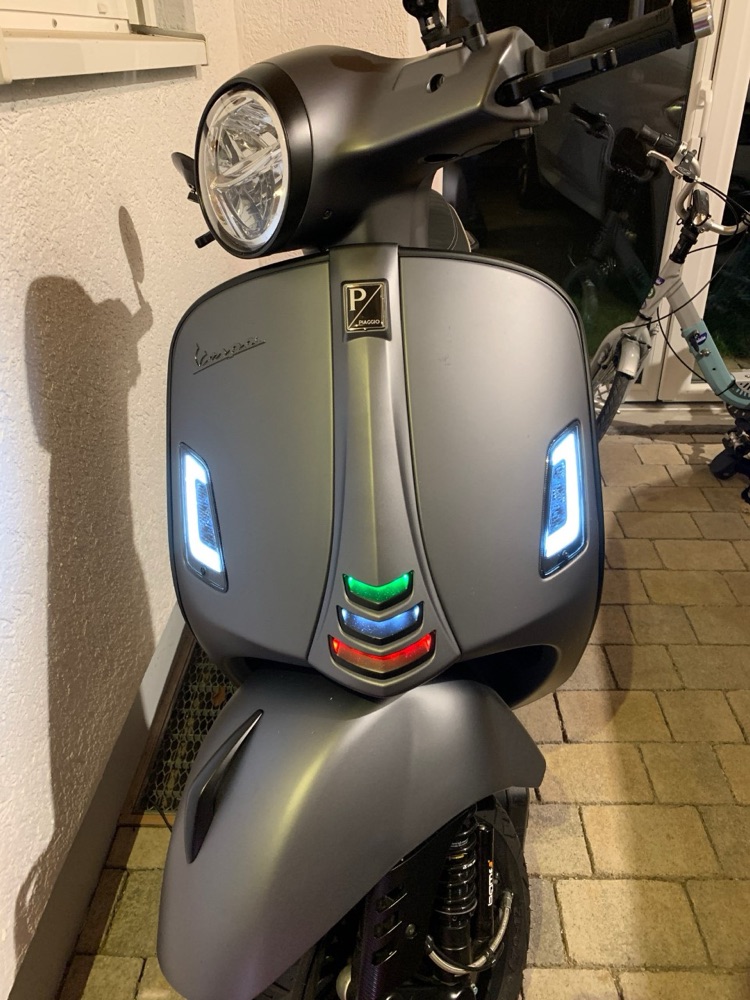 Vespa GTS300 HPE Kaskad LED Montajı