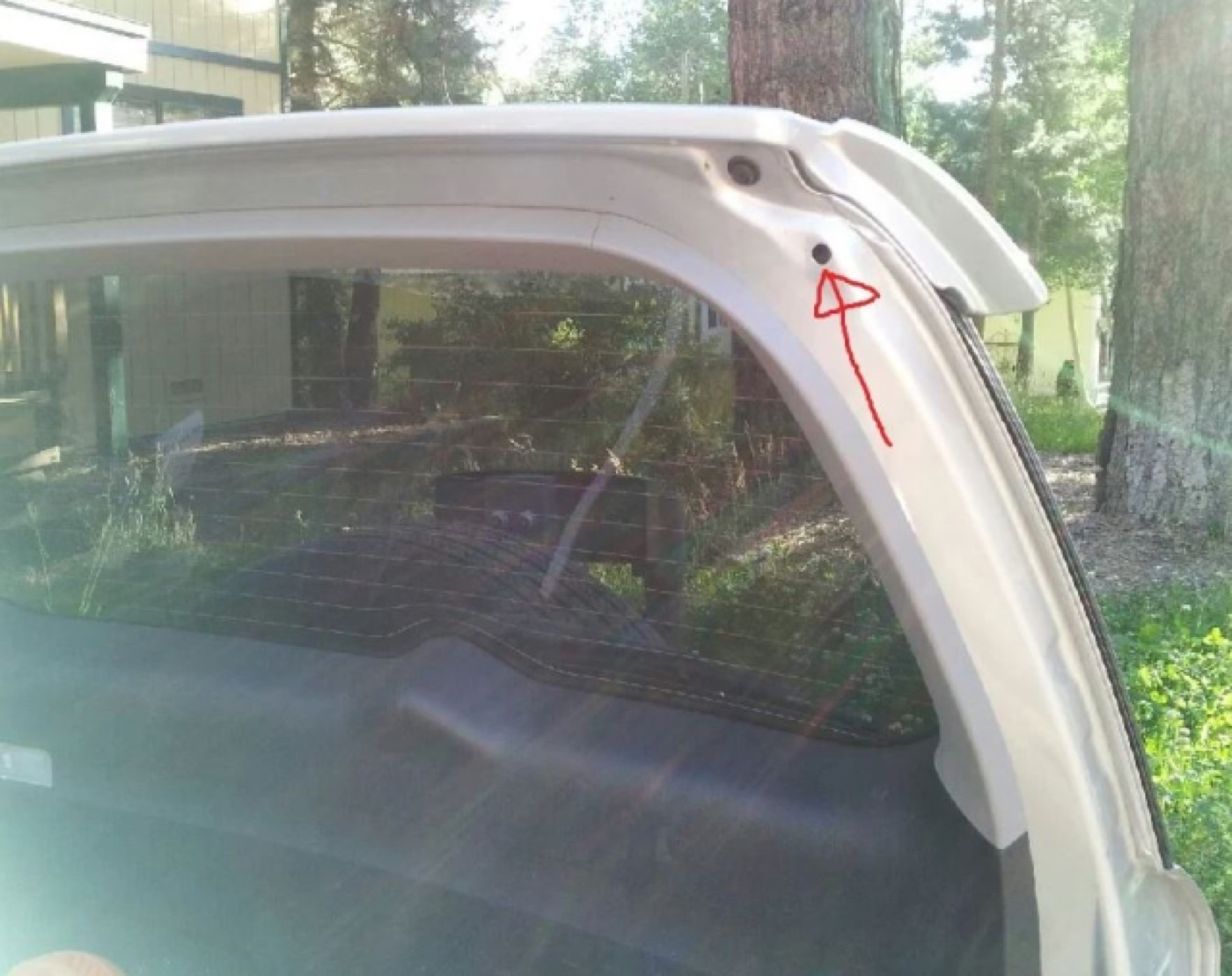 Arka Bagaj Kapısı Yastığı (Toyota RAV4 II) görsel 3