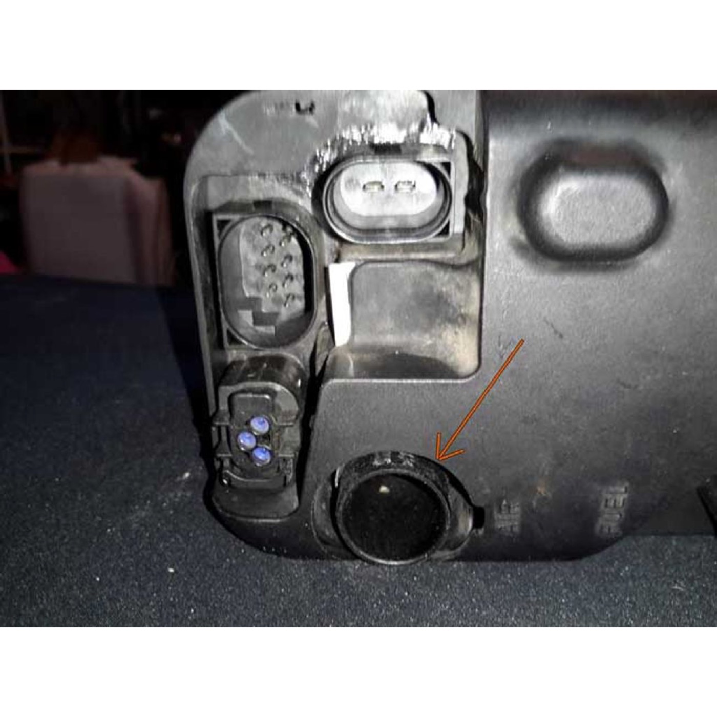 Land Rover Webasto Thermo Top V Hava Emiş Parçası görsel 2