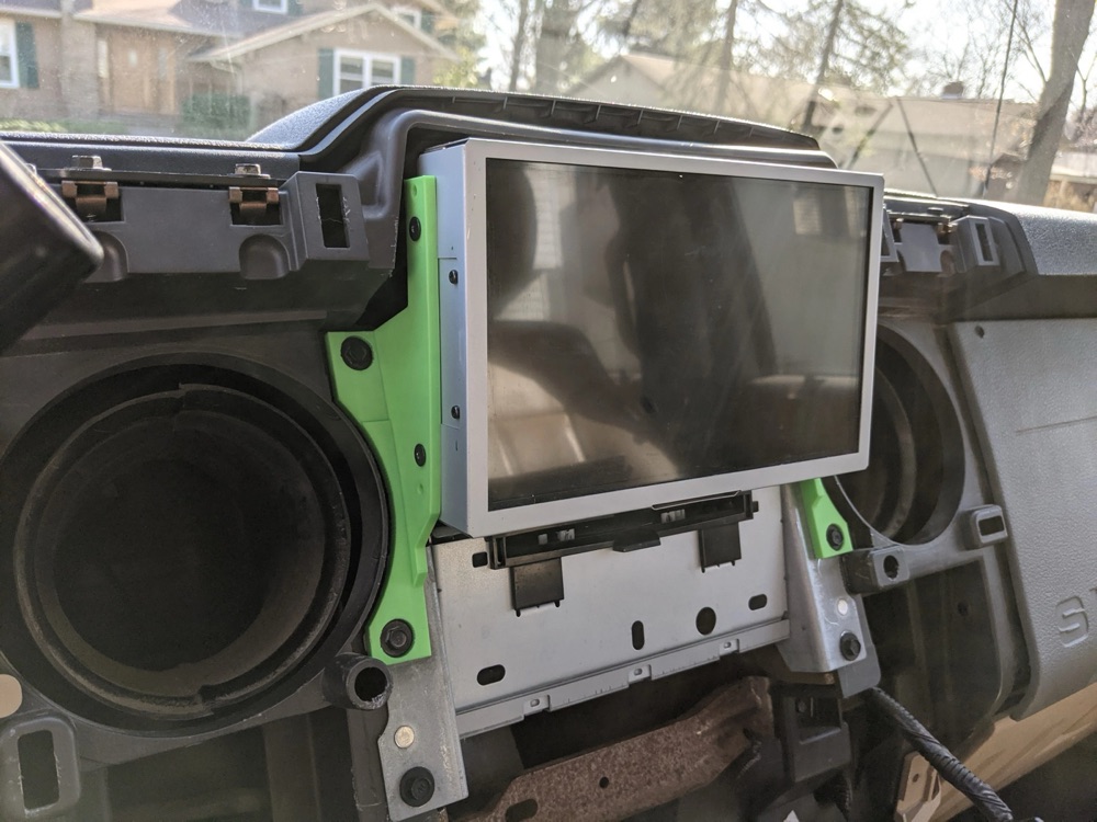 Ford Super Duty (2013-2016) Sync 3 Ekran Montaj Adaptör Braketi görsel 2