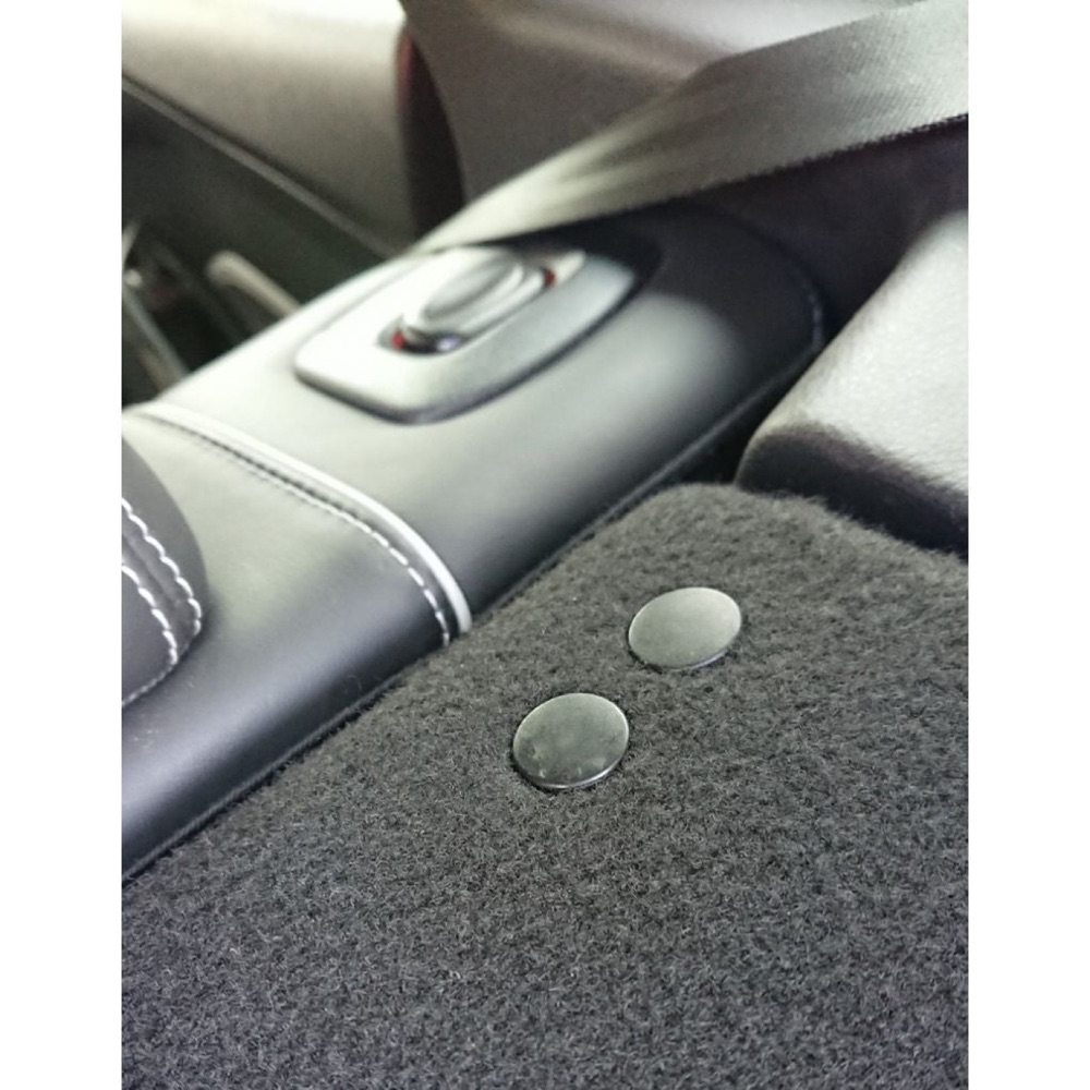 Ford Focus Fiesta MK3 bagaj rafı menteşesi