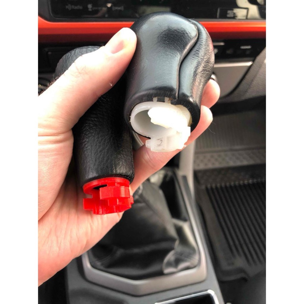 Toyota Tacoma vites körüğü tutucu görsel 2