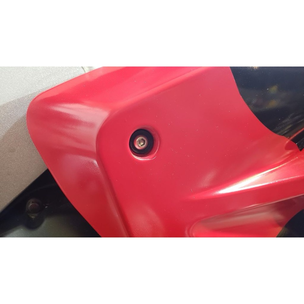 Honda VFR800 (6. Nesil) Kaporta Bağlantı Elemanı