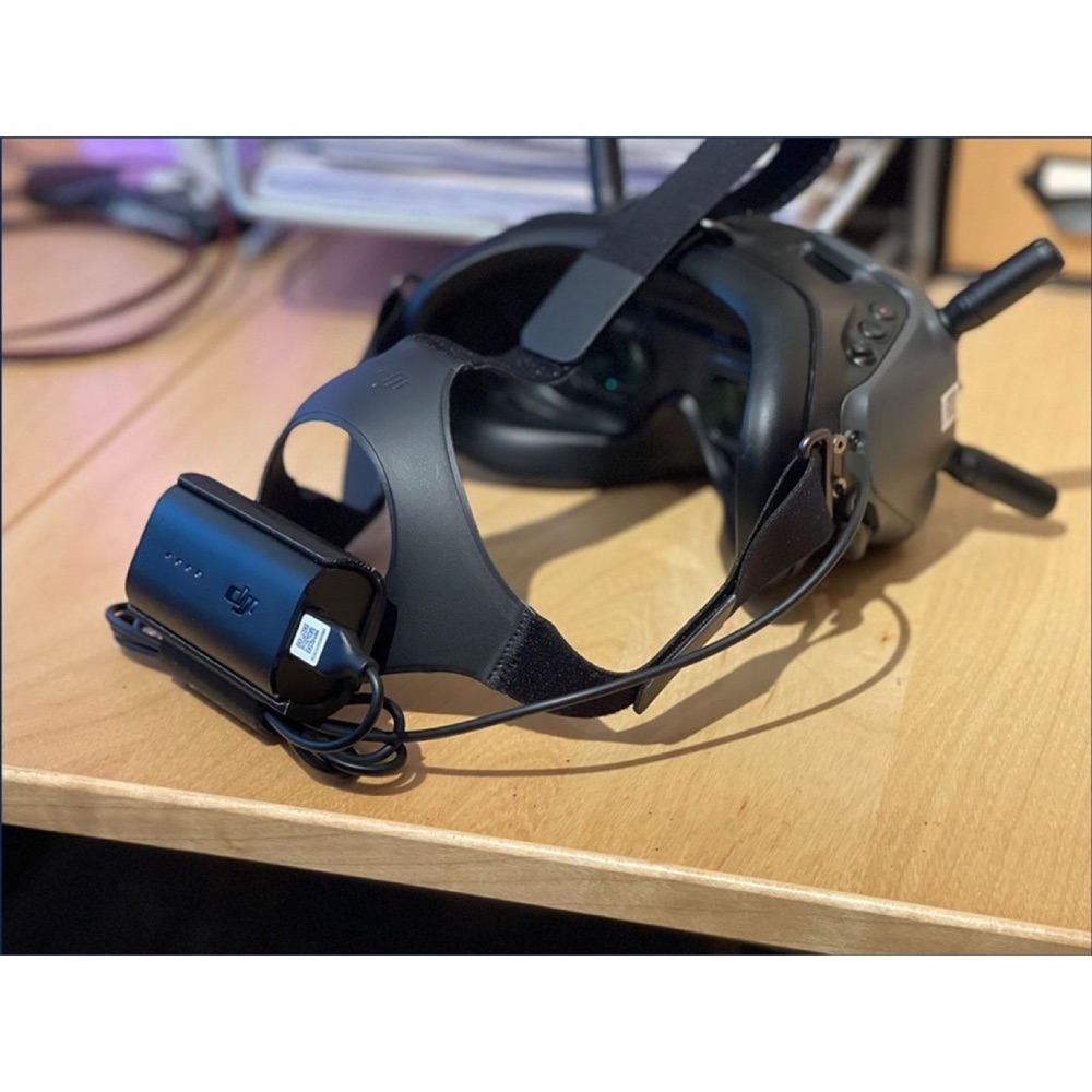 DJI FPV Goggles V2 Pil Tutucu (Baş Bandına Takılır, Kablo Toplayıcılı, 3 Sürüm)