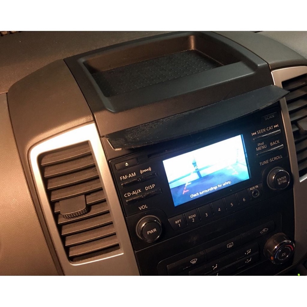 Nissan Xterra radyo ekranı güneş gölgeliği