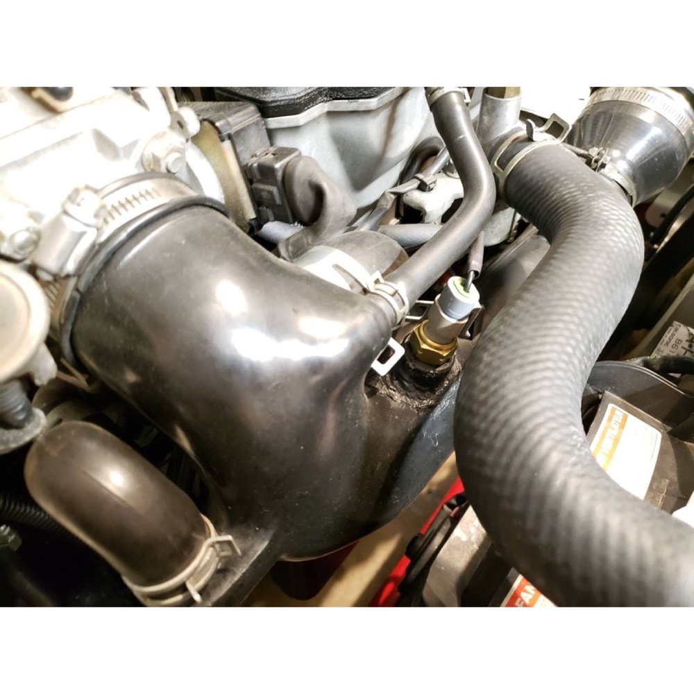 Mazda MX-5 1.6 Emme Borusu Sensör Yuvası görsel 4