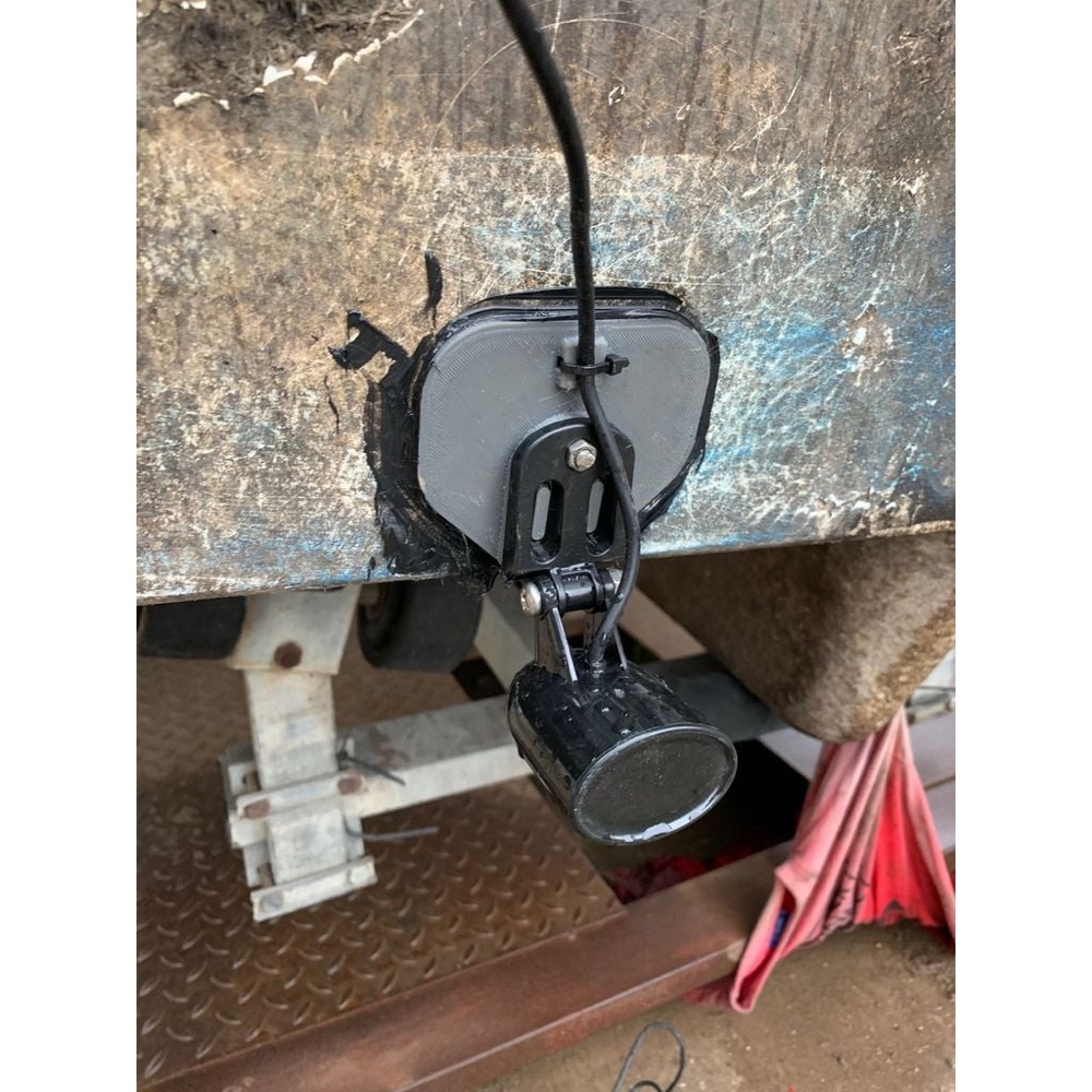Balık Bulucu Transduceri Yapışkan Transom Montajı görsel 2