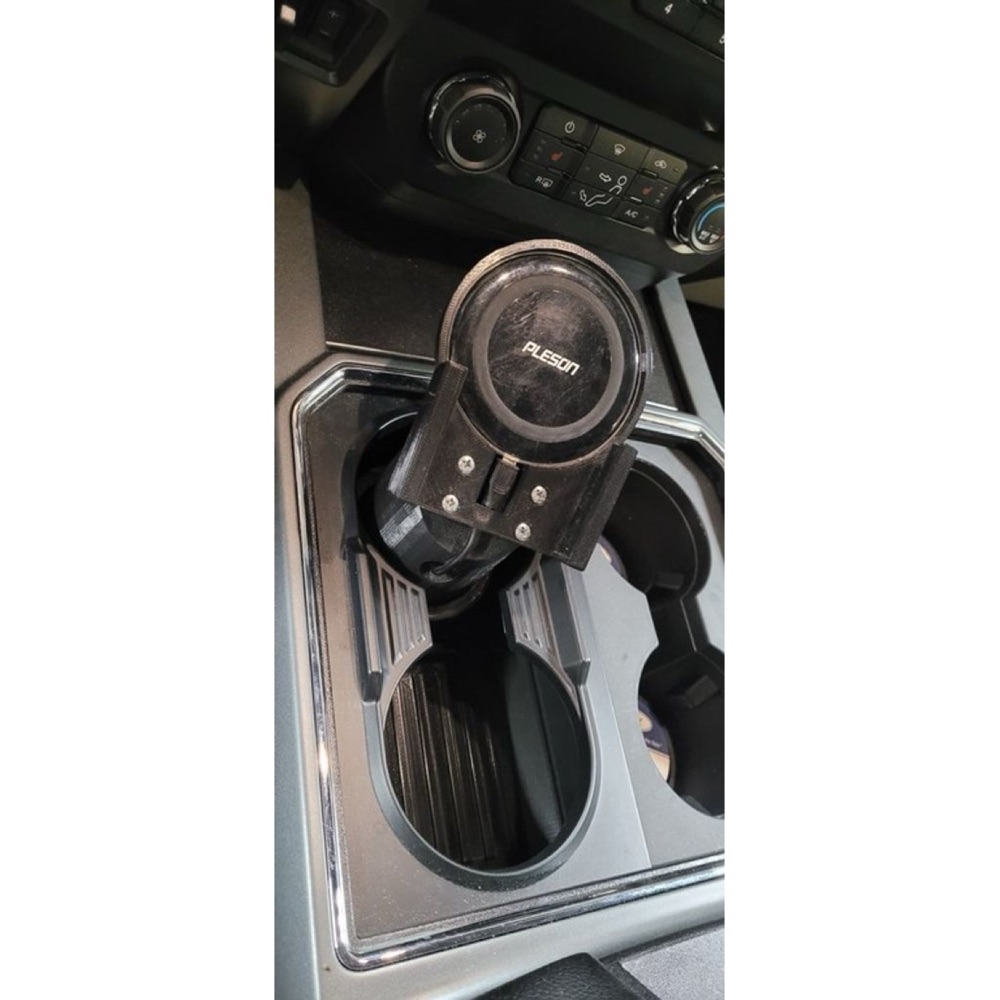 Ford Super Duty Kablosuz Şarjlı Bardaklık Tepsisi görsel 3