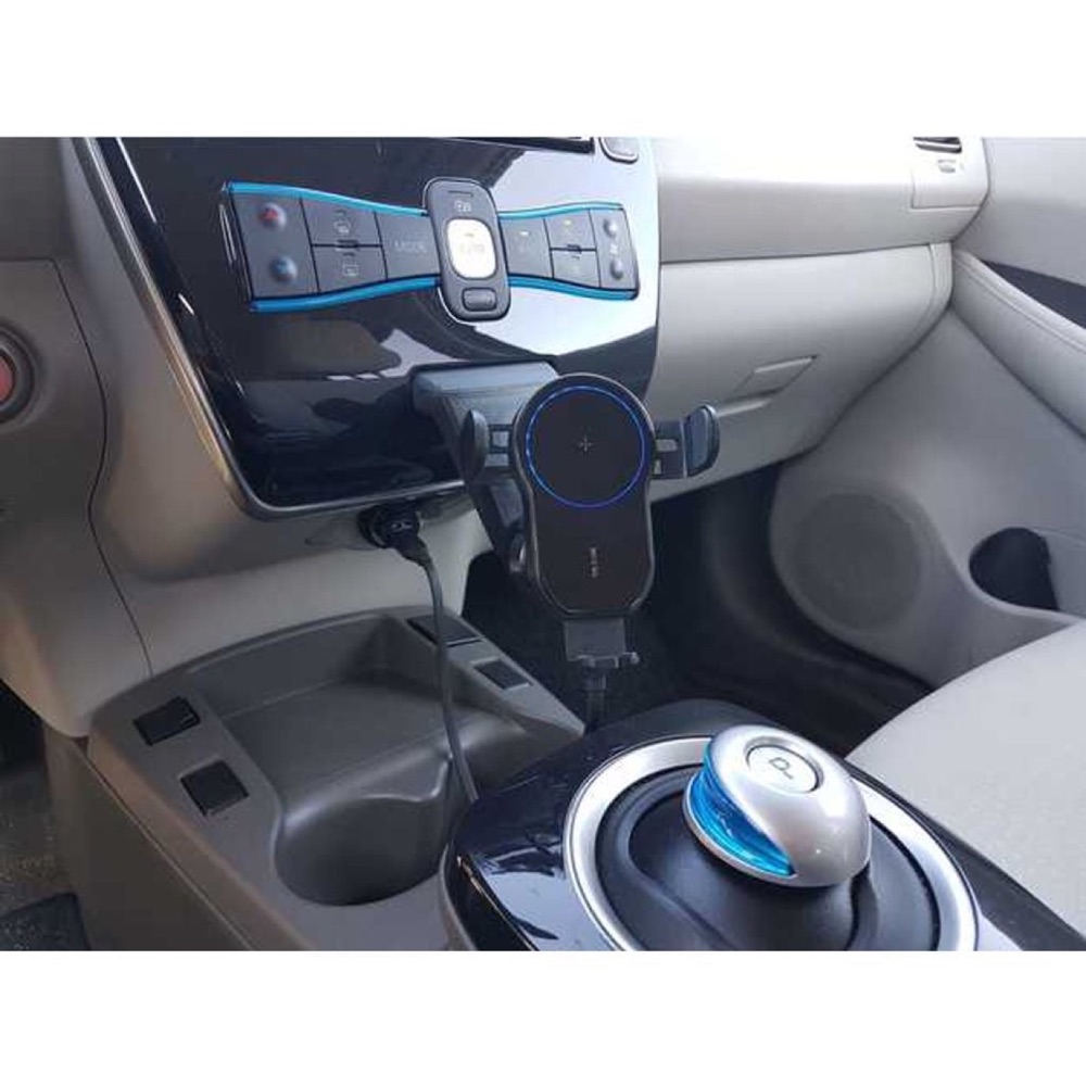 Nissan Leaf telefon tutucu braketi görsel 4