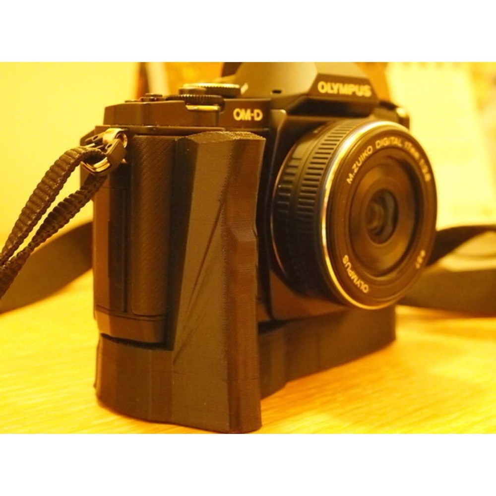Olympus OM-D E-M5 El Tutamağı görsel 4